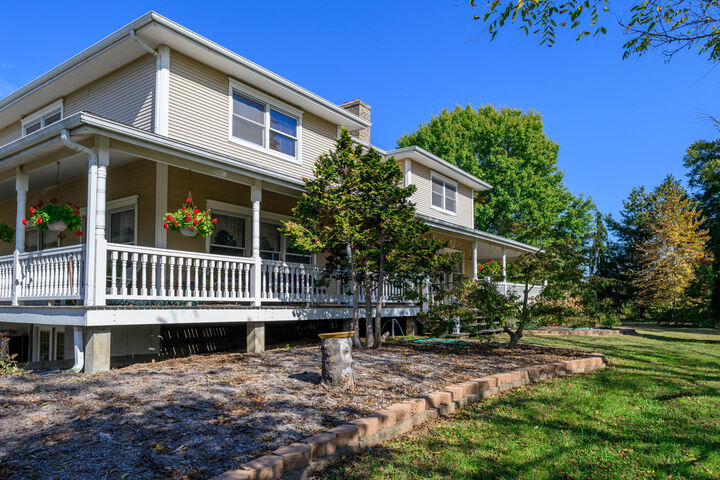 Property Photo:  18523 Oakland School Rd  MO 65046 