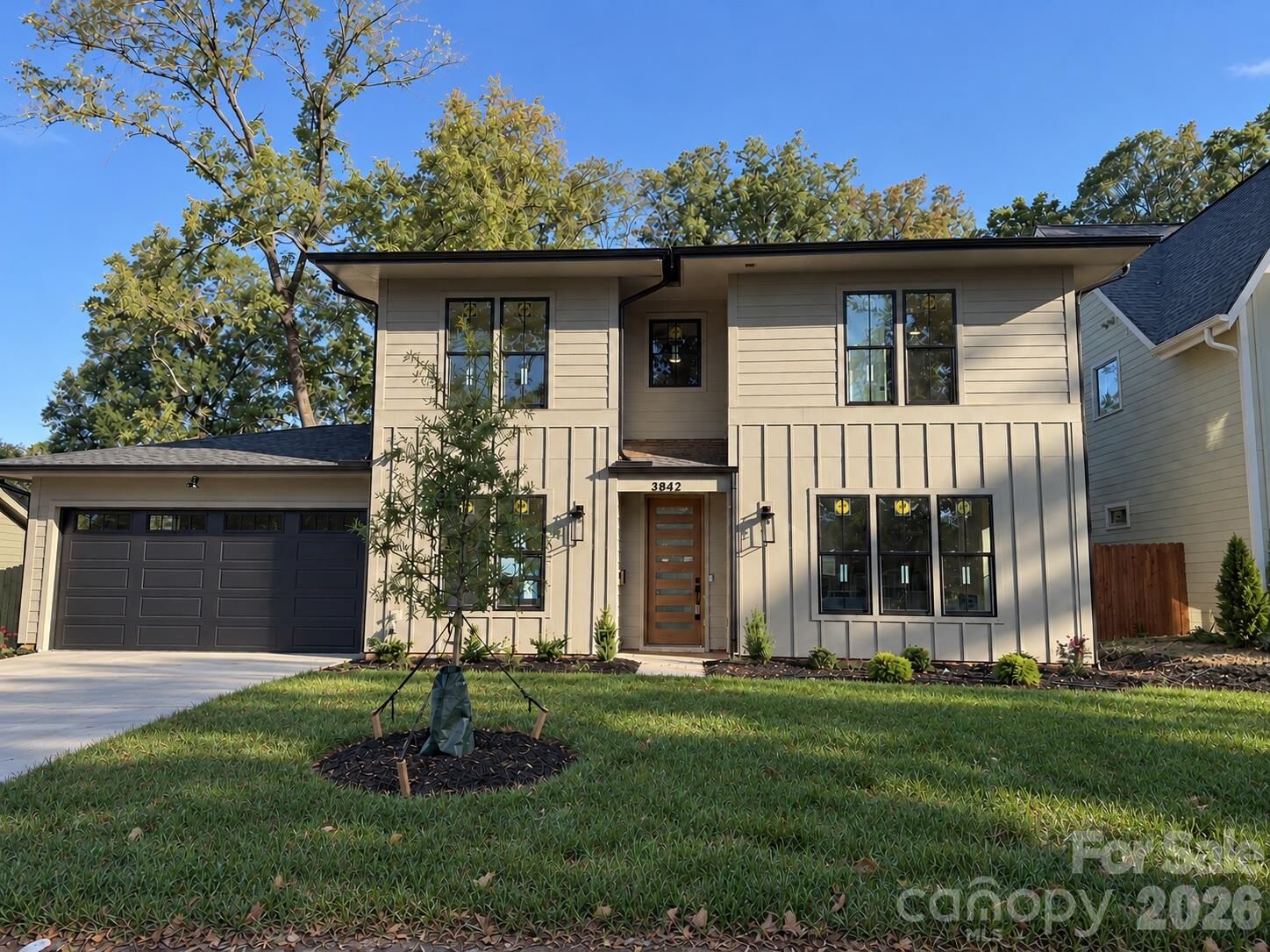 Property Photo:  3842 Avalon Avenue  NC 28208 