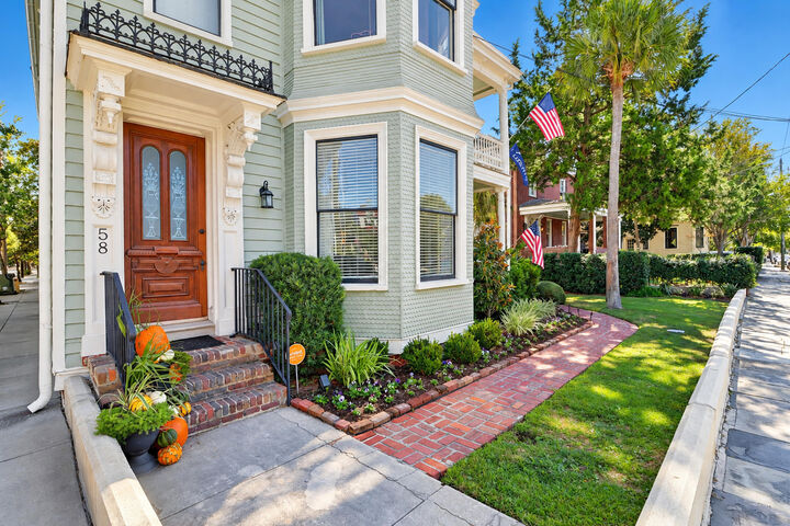 Property Photo: 58 Rutledge Avenue Apt C SC 29401