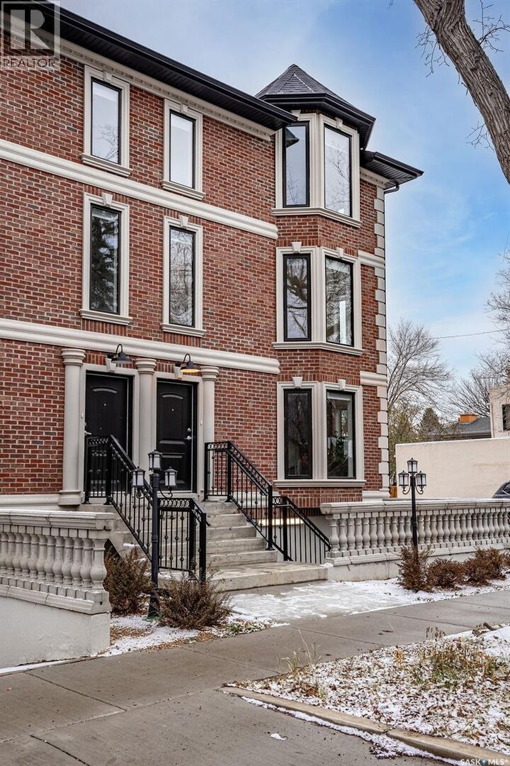 Property Photo:  1007 Osler Street  SK S7N 0T5 