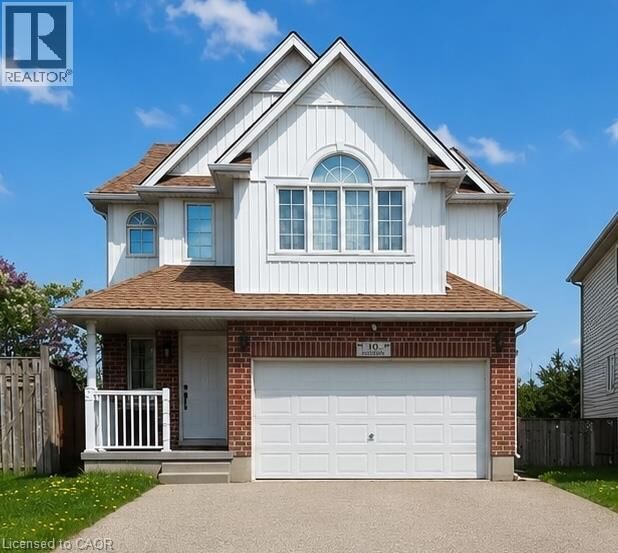 Property Photo:  10 Doll Court  ON N2E 4H1 