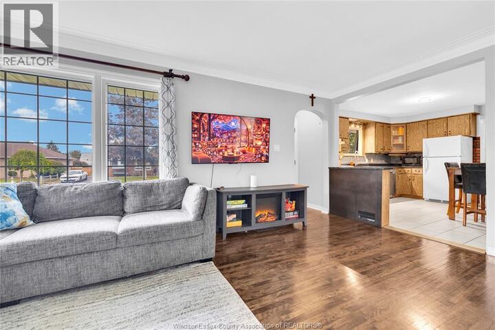 Property Photo: 146 Huron ON N9J 1H9