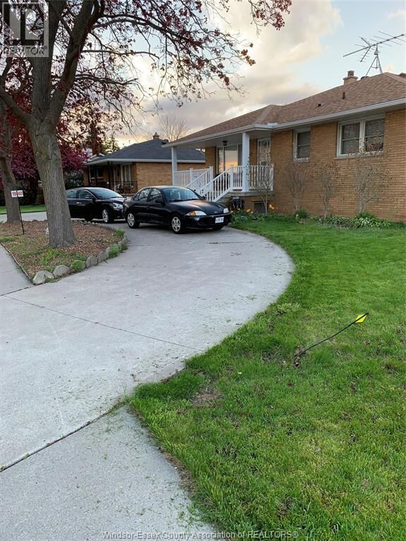 Property Photo: 1940 Dominion ON N9B 3H9