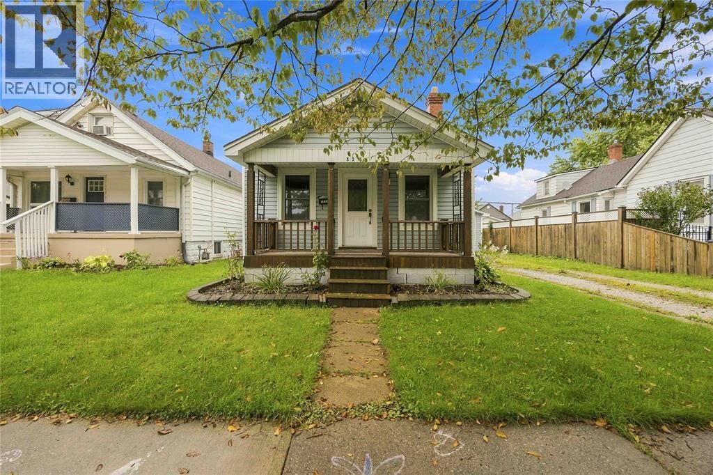 Property Photo:  326 Bright Street  ON N7T 4G2 