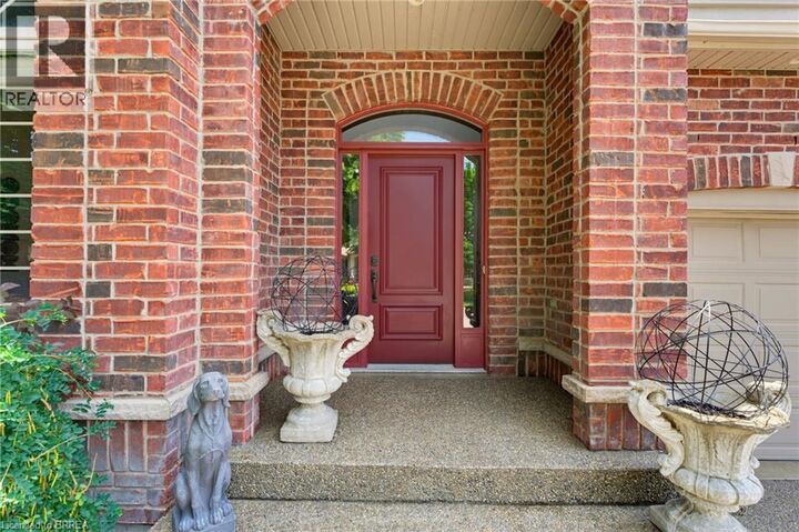Property Photo: 141 Falconridge Drive ON N2K 4J9