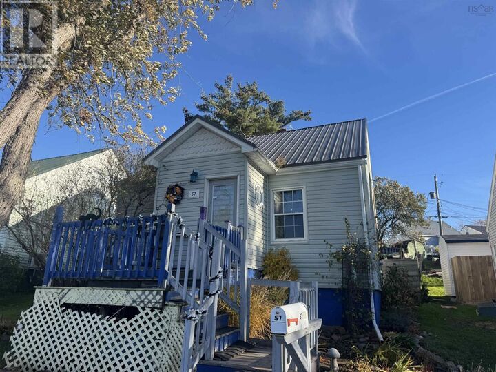 Property Photo: 57 Highland NS B2H 4C6