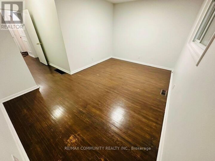 Property Photo:  546 Victoria Avenue  ON K8N 2G7 