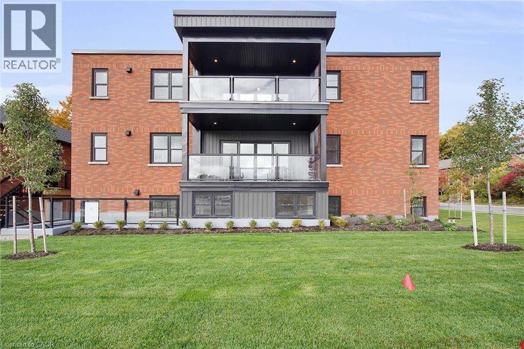 Property Photo:  74 Church Street 3  ON N5A 1B3 
