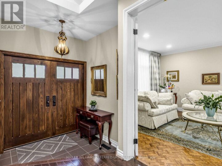 Property Photo:  49 Invermay Avenue  ON M3H 1Z1 