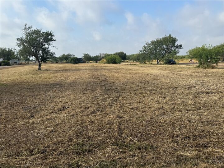 Property Photo: 4293 Railroad TX 78380