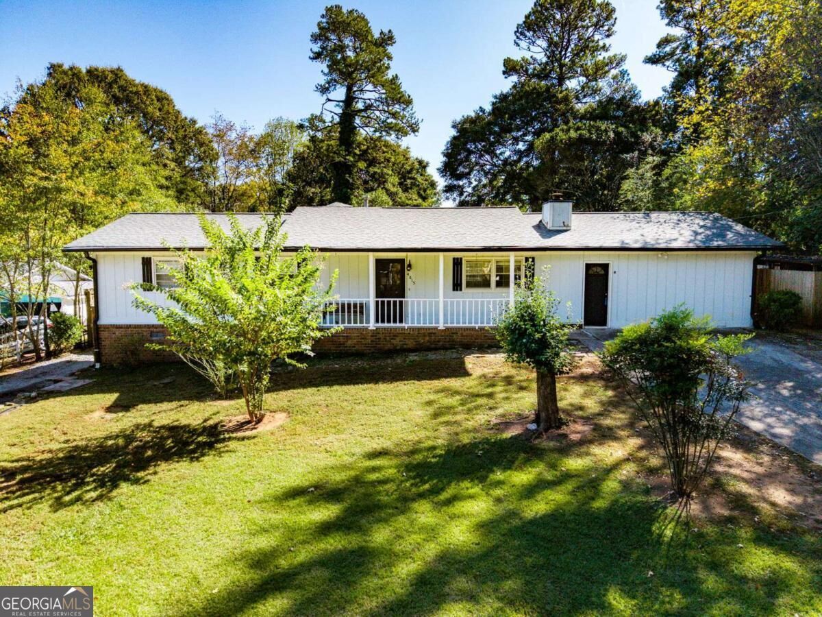 Property Photo: 4815 Manor Drive SW GA 30087