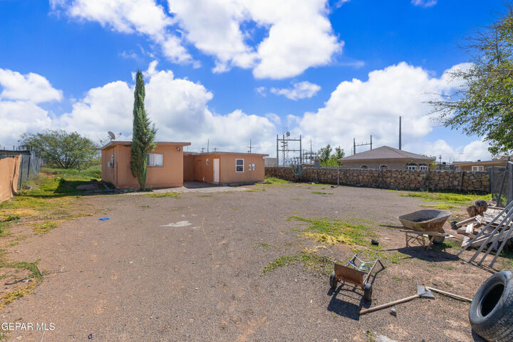 Property Photo: 3948 Vanderveer Drive TX 79938