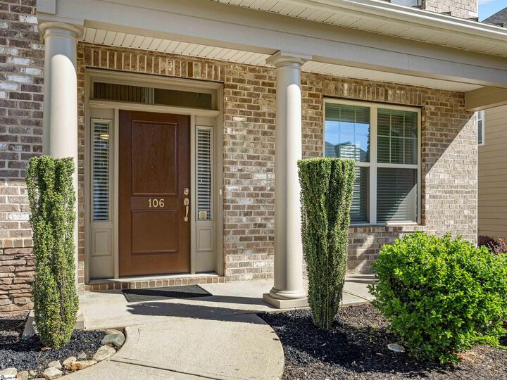 Property Photo: 106 Stafford Green Way SC 29615