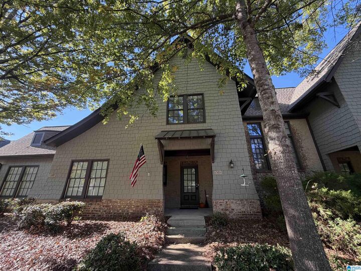 Property Photo: 1301 Inverness Cove Drive AL 35242