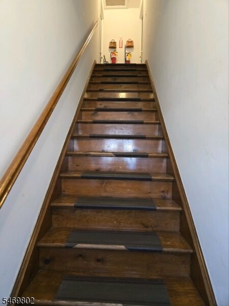Property Photo:  200 Newark Pompton Tpke  NJ 07440 