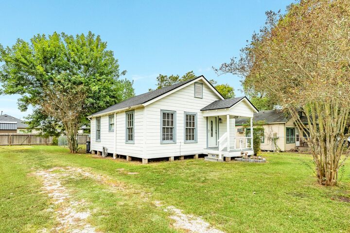 Property Photo:  7414 Stewart Street  TX 77563 