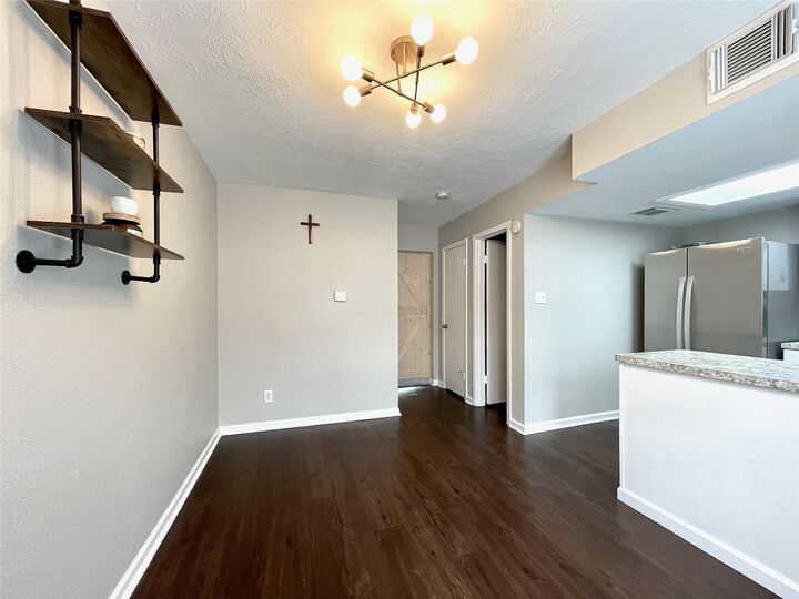 Property Photo: 11525 Beechnut Street TX 77072