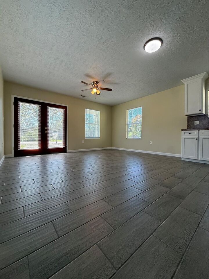 Property Photo:  310 Misty Day Lane  TX 77532 