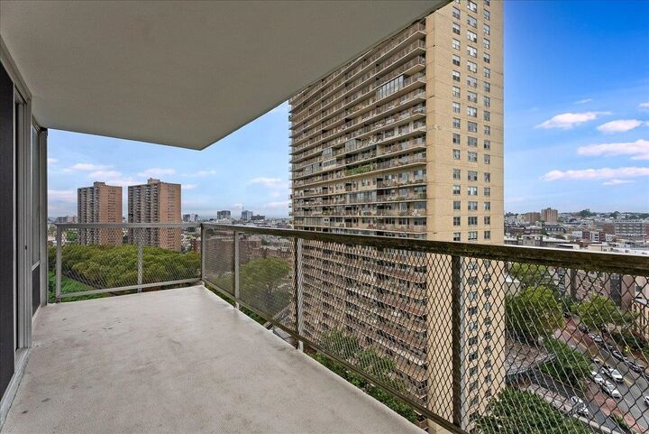 Property Photo:  6050 Blvd East 15G  NJ 07093 