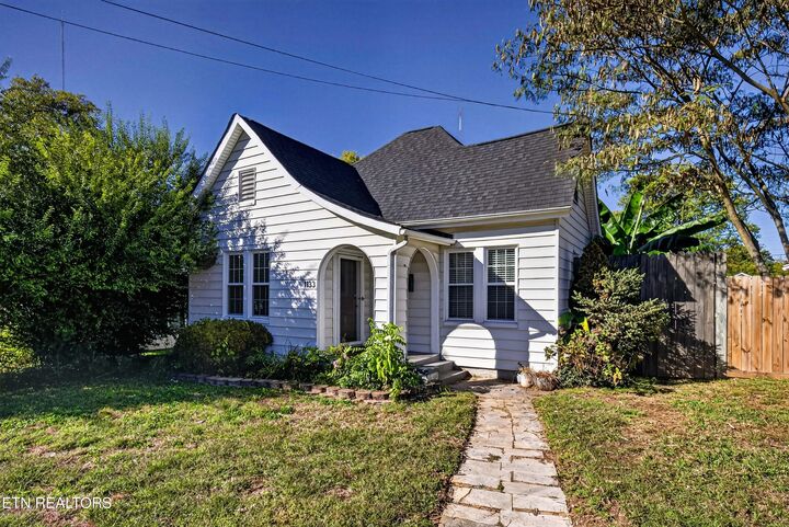 Property Photo:  1133 Hiawassee Ave  TN 37917 