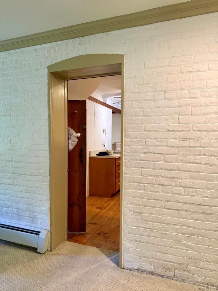 Property Photo:  806 Mount Airy Road  NY 12553 