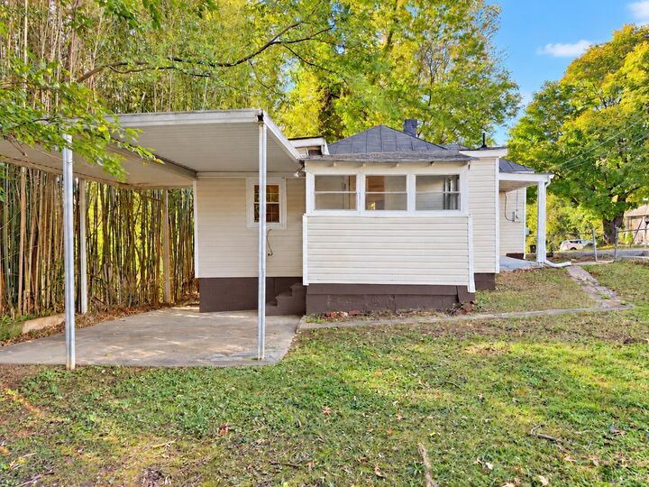 Property Photo:  311 Bay Street  VA 24501 