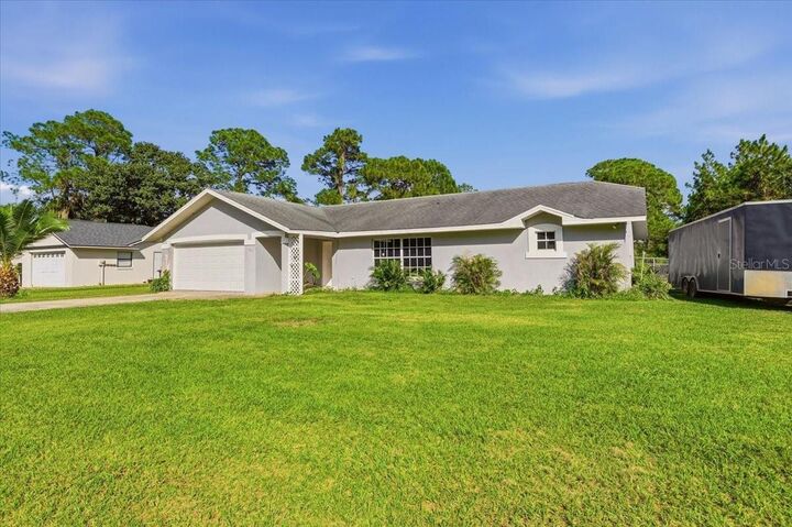 Property Photo:  107 Florida Grackle Court  FL 33843 