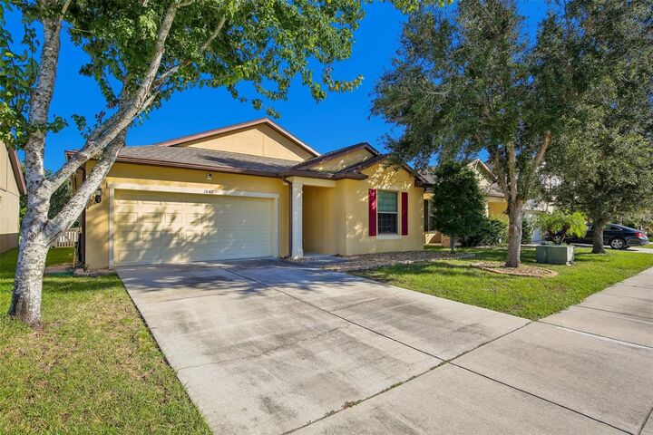 Property Photo:  1847 Trillium Boulevard  FL 34604 