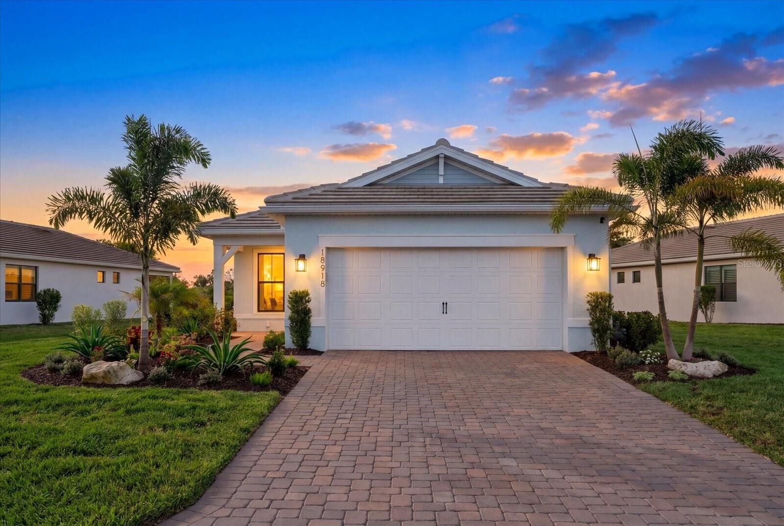 Property Photo:  18918 Indian Rock Place  FL 34211 