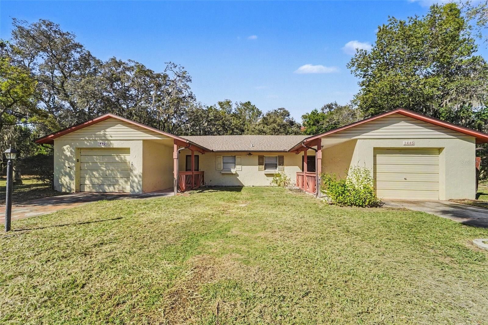 Property Photo: 1443 &Amp 1445 Giles Avenue FL 34608