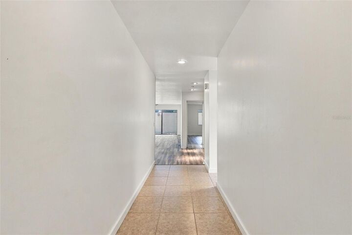 Property Photo:  2212 Starboard 2212  FL 33881 