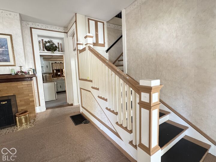 Property Photo: 121 N Market Street IN 46071