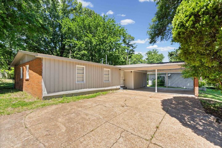 Property Photo:  3083 Arrendale St  TN 38118-0000 