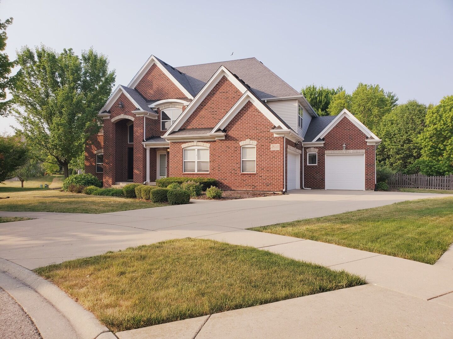 Property Photo: 26513 Silverleaf Drive IL 60585