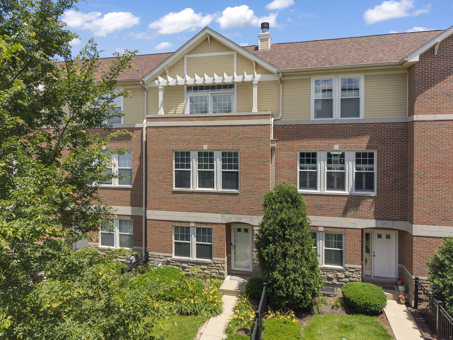 Property Photo:  231 N West Street 0  IL 60187 