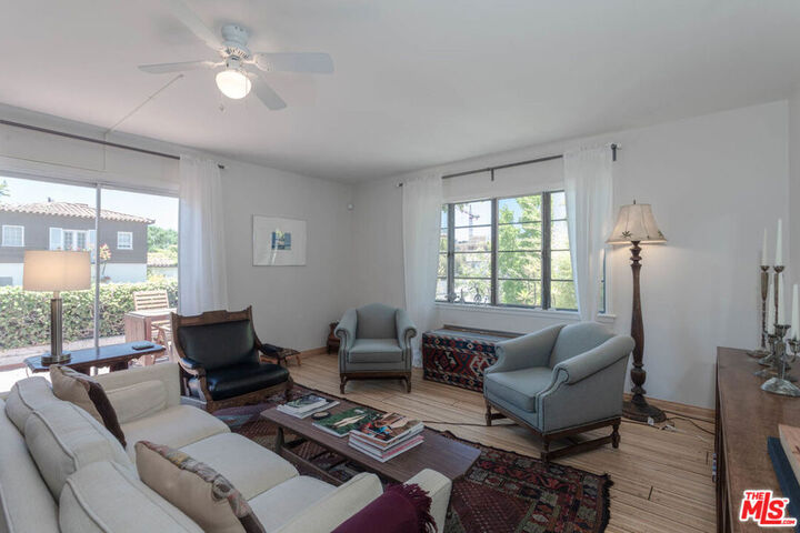 Property Photo:  10959 Strathmore Drive  CA 90024 
