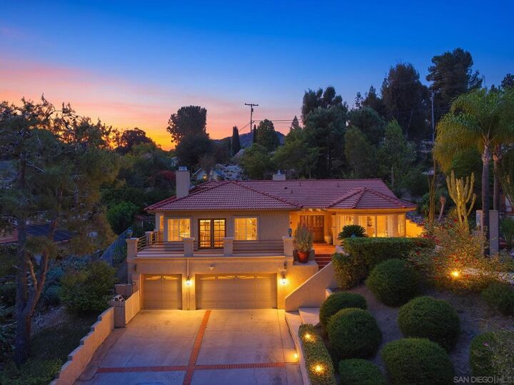 Property Photo:  1653 Vista Vereda  CA 92019 