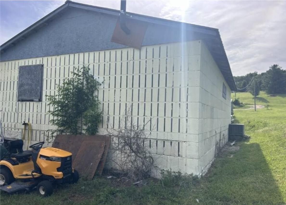 Property Photo: 656 Rock Hill Rd TN 37821