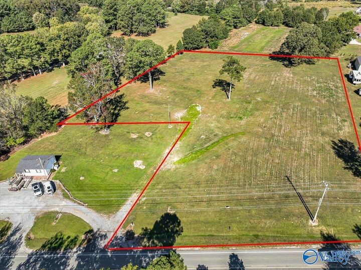 Property Photo: 6231 Al Hwy 69 N AL 35058