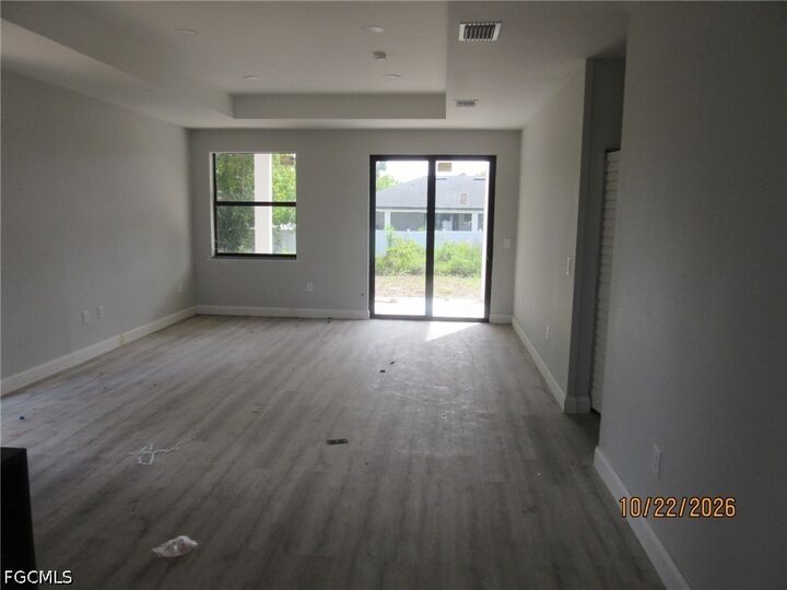 Property Photo: 321 Mangonia Avenue FL 33974