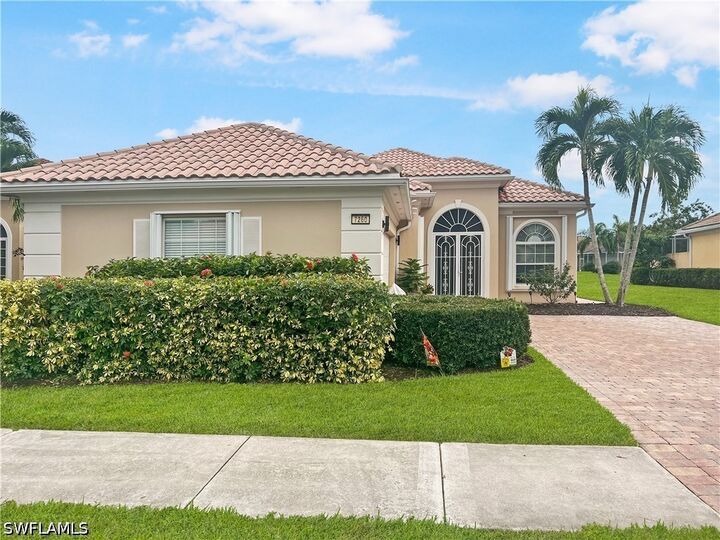 Property Photo: 7260 Carducci Court FL 34114