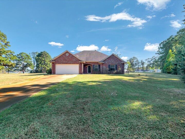 Property Photo:  559 Cr 7542  TX 75964 