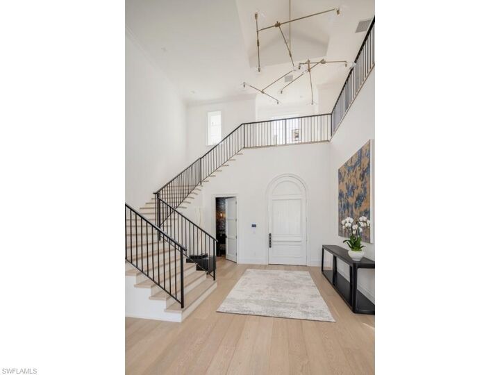 Property Photo:  997 Spyglass Ln  FL 34102 