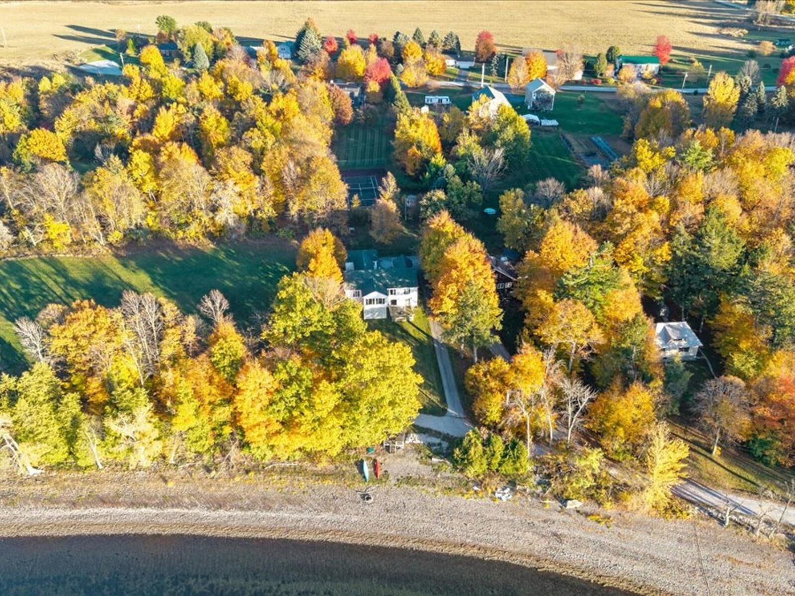 Property Photo:  206 Lighthouse Point Road  VT 05463 
