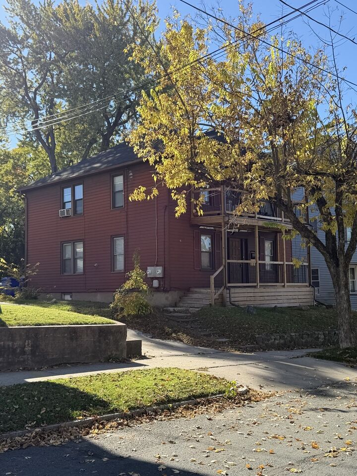 Property Photo: 1403 Worcester St. MA 01151