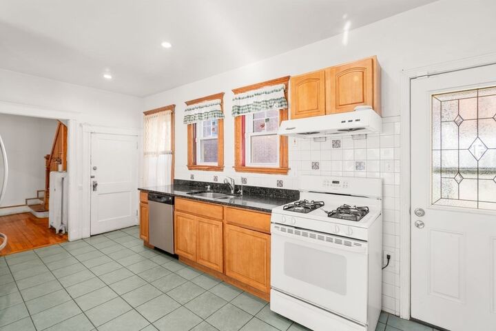 Property Photo:  244 Jamaicaway  MA 02130 