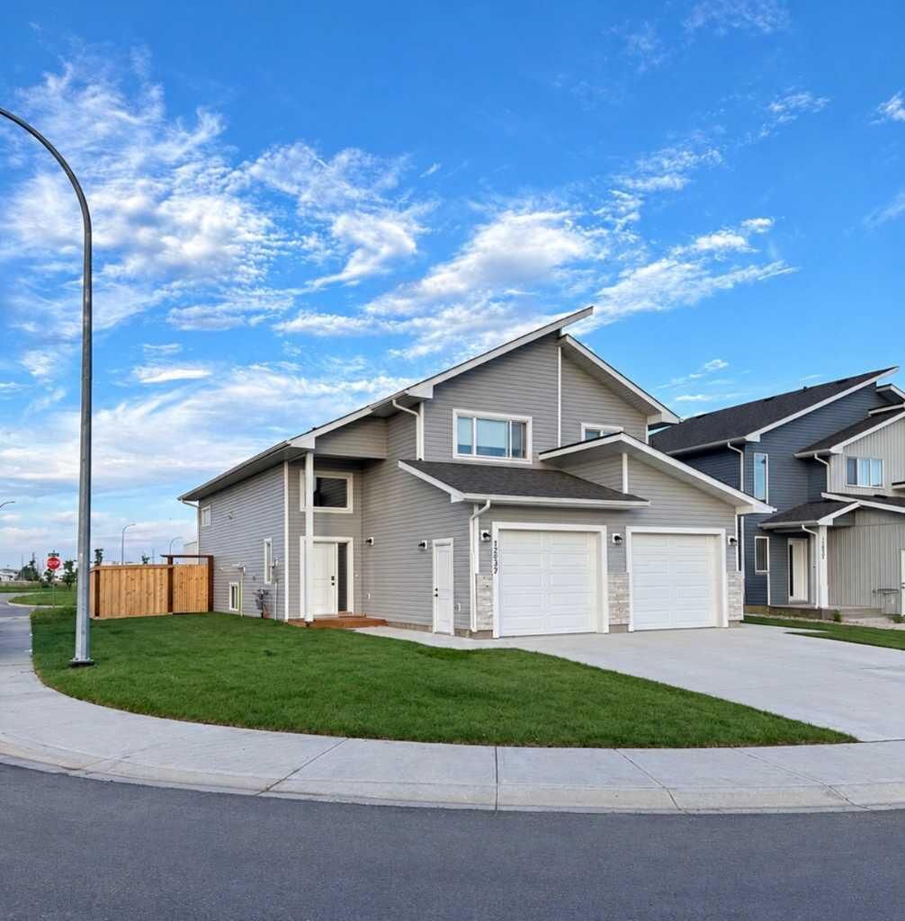 Property Photo: 12937 102A Street B AB T8V 6T1