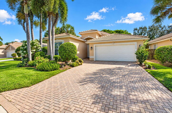 Property Photo:  10606 Conway Trail  FL 33437 