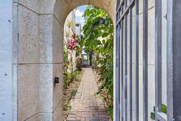 Property Photo:  6539 NW 128th Way  FL 33076 