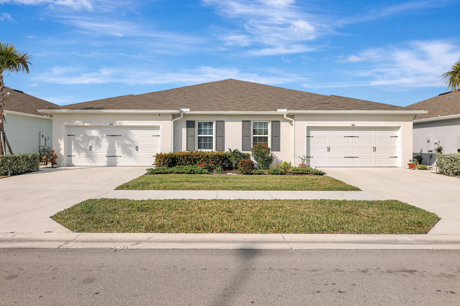 Property Photo:  848 Persimmon Place  FL 34981 